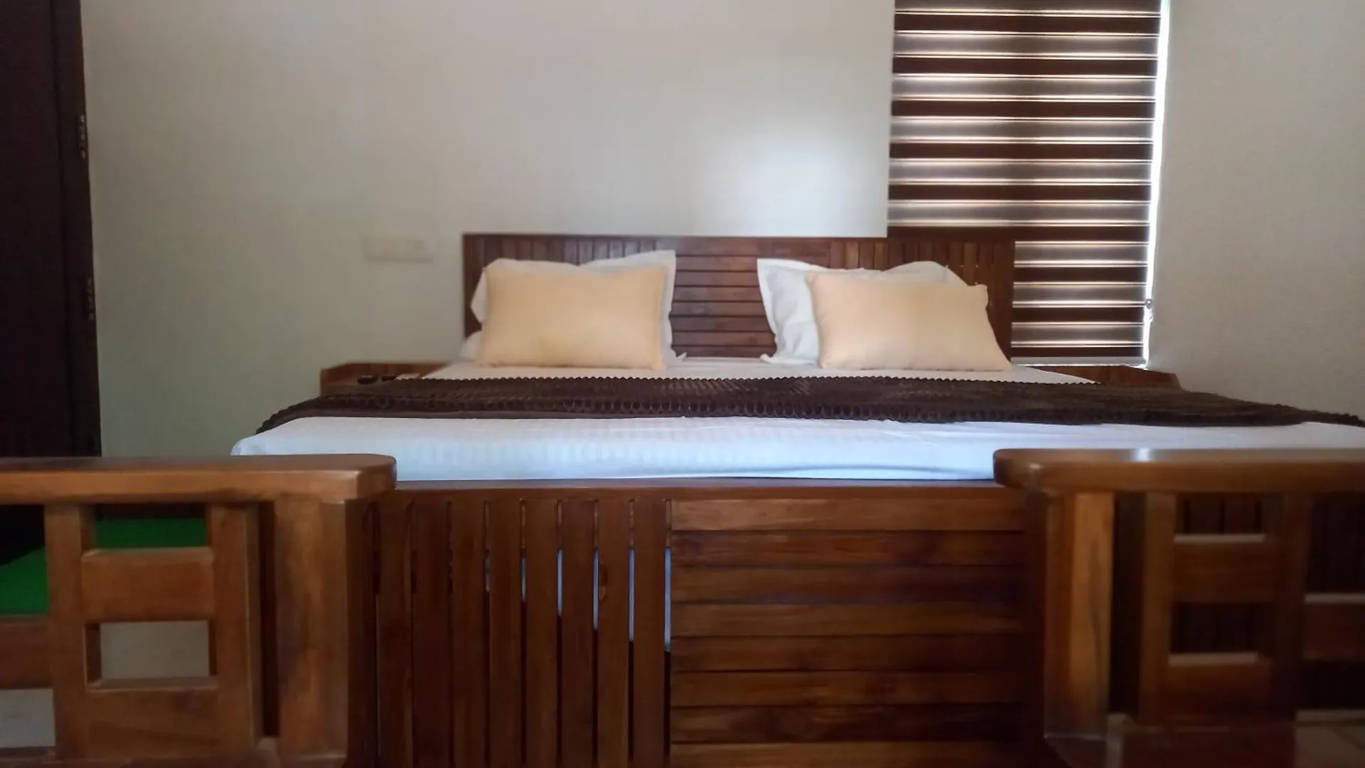 Stains Holidayhome & Party Floor, Cherai Beach Pallipuram Gasthof