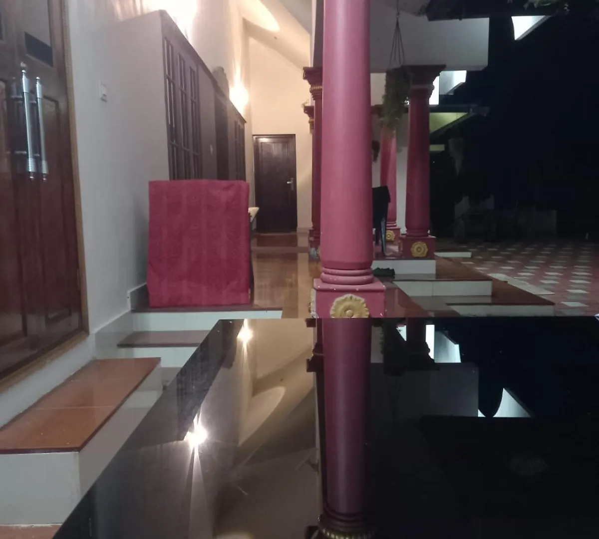 Stains Holidayhome & Party Floor, Cherai Beach Pallipuram